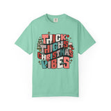 'Thick Thighs Christmas Vibes' Holiday Graphic Tee